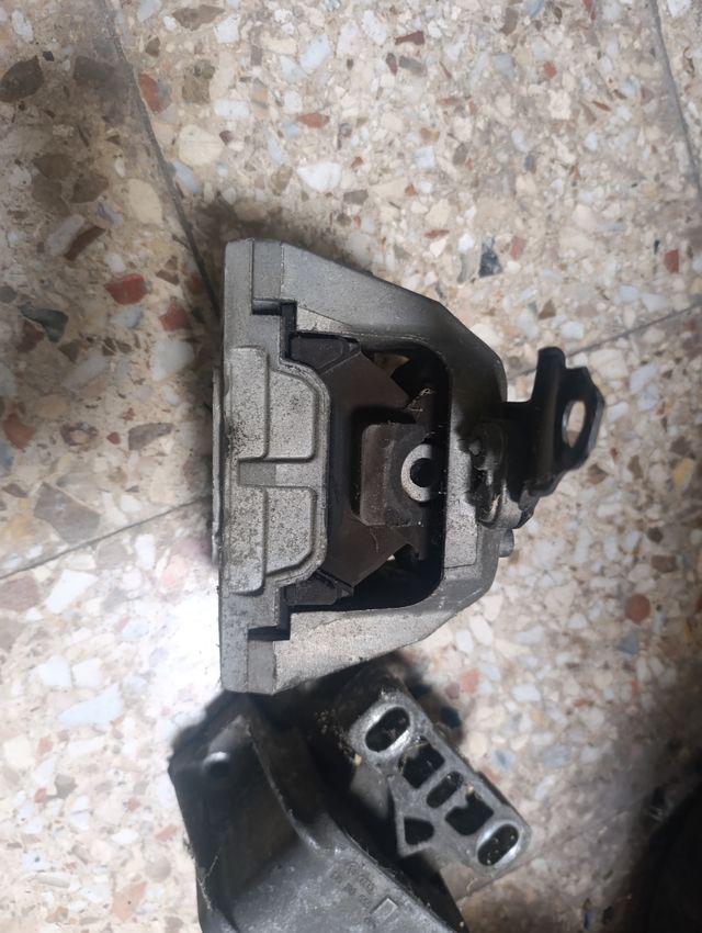 Soportes motor Golf IV | Seat León Ibiza Toledo