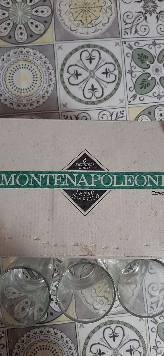 Servizio di Bicchieri bibital nuovi