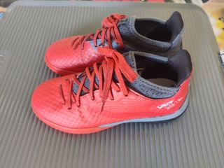Botas fútbol niño rojas Talla 33