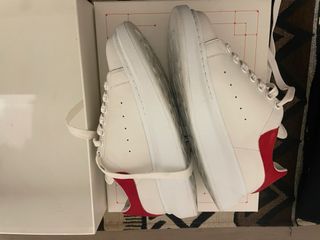 Sneakers Alexander McQueen Bianche e Rosse