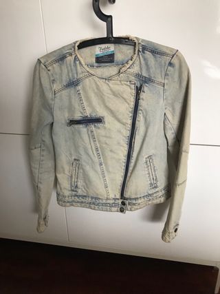 Cazadora vaquera Zara 