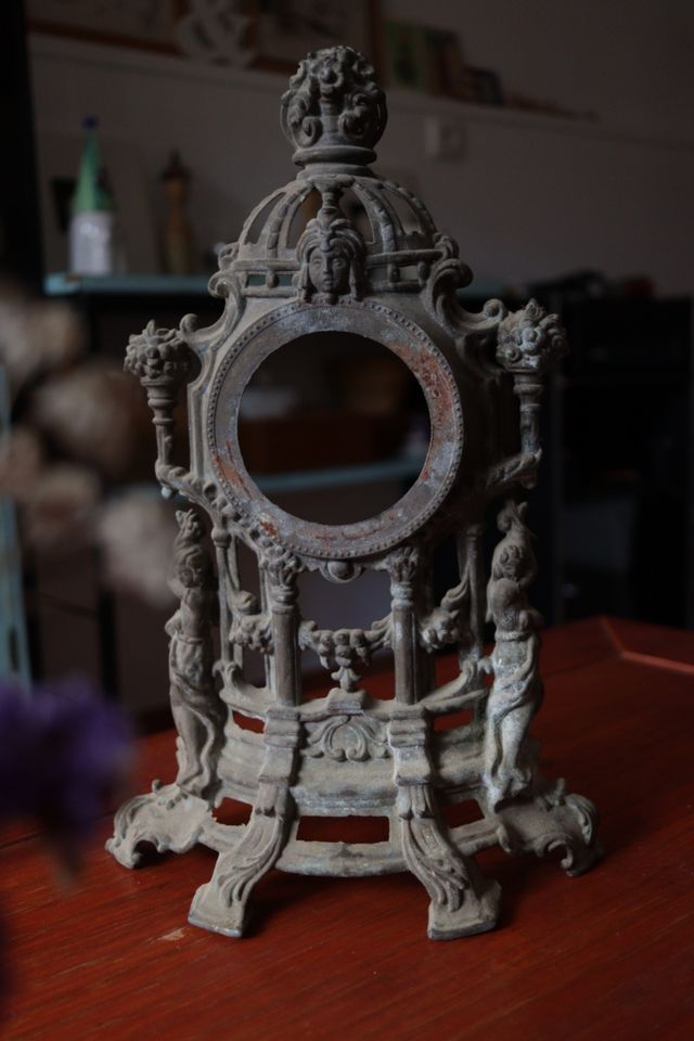 Embellecedor reloj antiguo