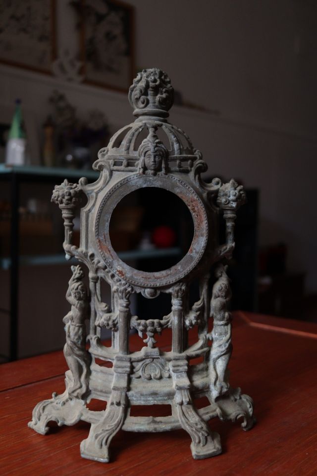 Embellecedor reloj antiguo