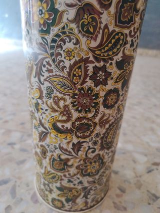 Termo vintage con estampado floral