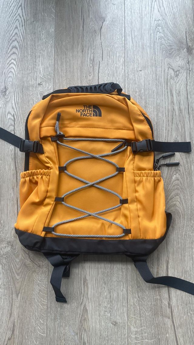 Mochila TNF pequeña