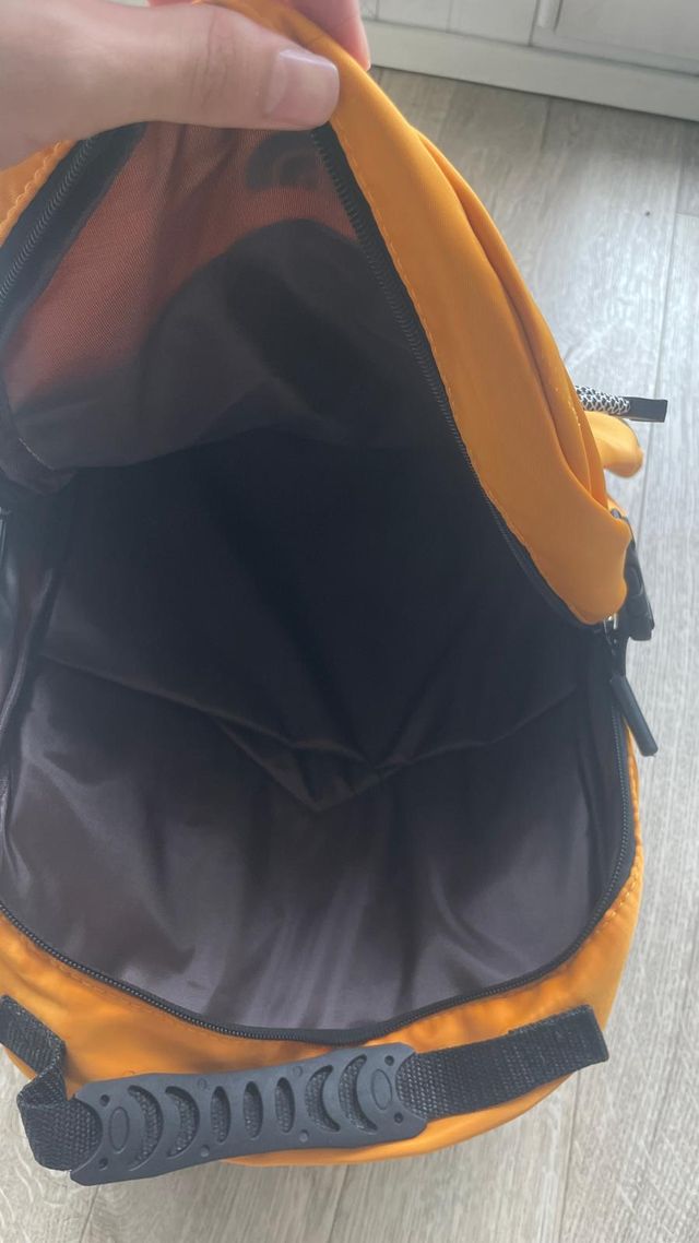 Mochila TNF pequeña