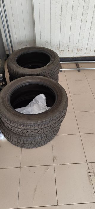 4 Neumáticos Invierno Pirelli Sottozero 225/60 R18