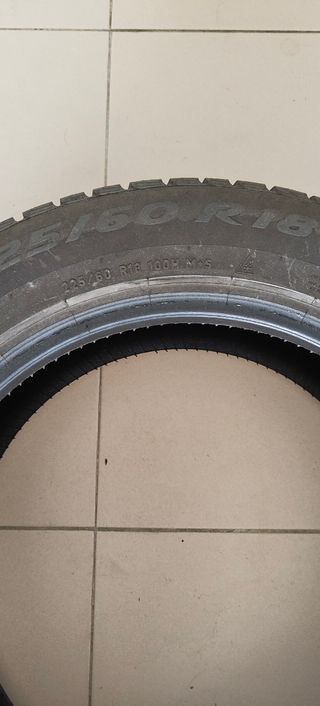 4 Neumáticos Invierno Pirelli Sottozero 225/60 R18