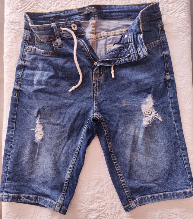 SKINNY Shorts LEFTIES rotos azules.