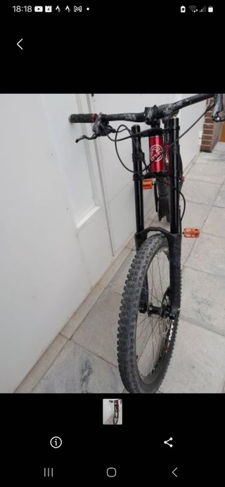 Bicicleta Downhill Strinky