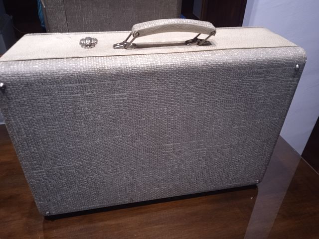 Vecchio giradischi vintage, ANGLO