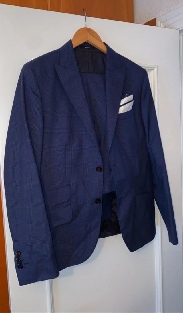 Traje azul - elegante
Talla: EUR 38