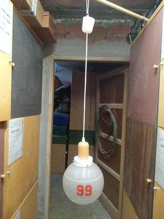 Lampadario da soffitto in vetro satinato



