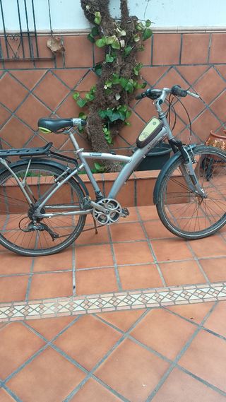Bicicleta B-Twin.