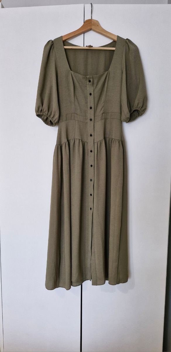 VESTIDO ASOS VERDE CAQUI