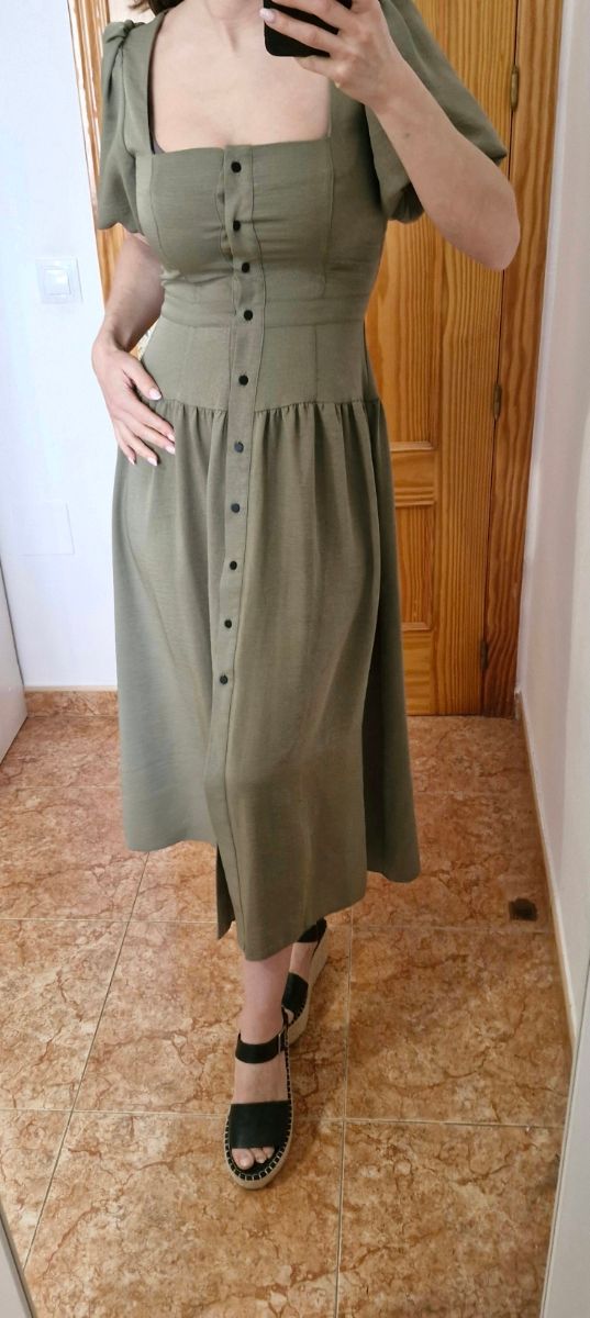 VESTIDO ASOS VERDE CAQUI