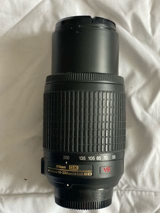 Nikon D90 y accesorios