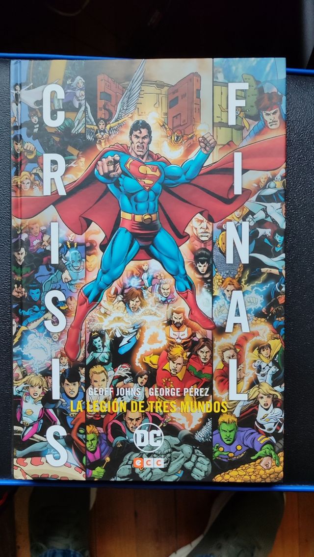 Crisis Final: La Legión de Tres Mundos