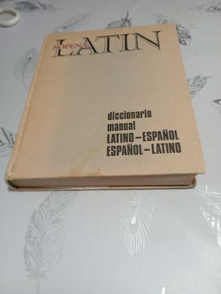 Diccionario manual latino español y español latino