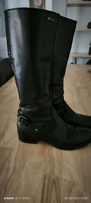 Botas Geox negras - casi nuevas