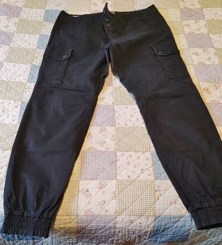 Pantalón de hombre