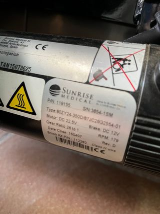 Silla de ruedas eléctrica marca Quickie