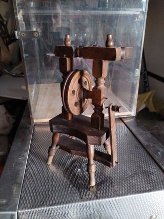 Modellino di filirarino antico