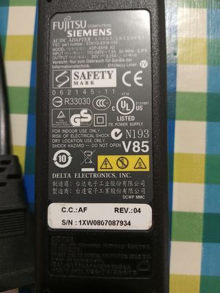 Cargador para portátil.