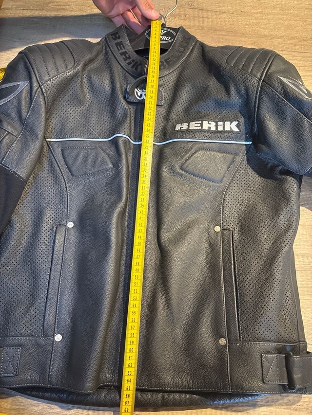 Giacca in pelle tg. 52 da moto uomo BERIK