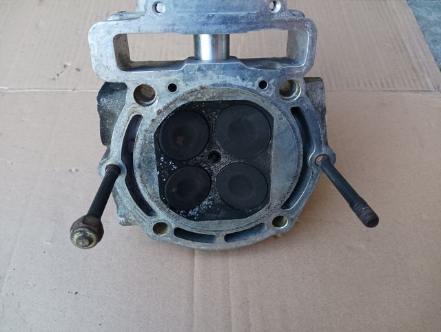 Culata Husqvarna te 610 e