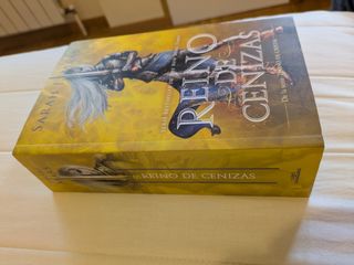 Reino de cenizas / Kingdom of Ash (Trono de Cri...