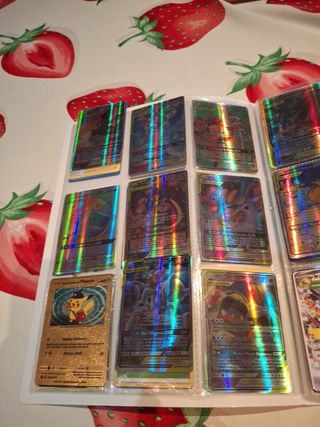 Álbum de cartas Pokémon completo