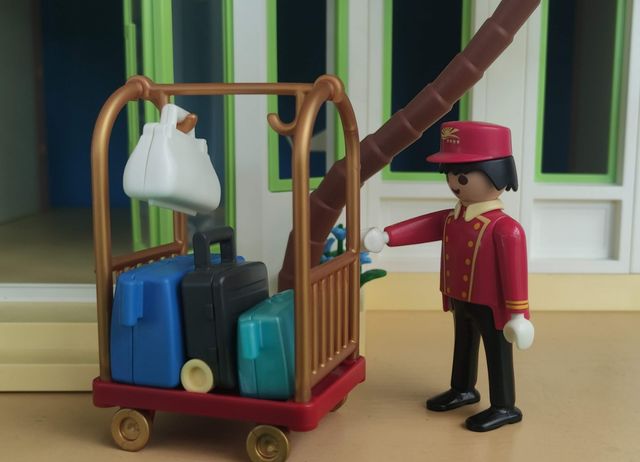 Playmobil 5270. Botones de hotel.