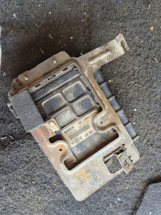 Centralina ECU VW Golf 3 1.9 TDi 90cv