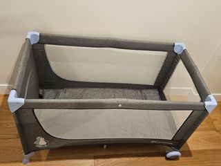Cuna de viaje Kinderkraft Joy gris
