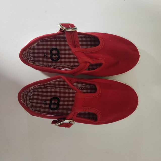 Zapatillas rojas -talla 27