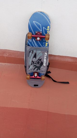 Skateboard con FUNDA PORTATIL o mochila 