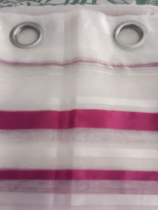 Cortinas y visillo rosa y blanco