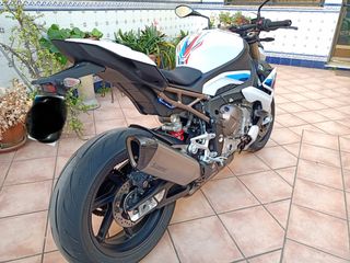 BMW S1000R paquete M.