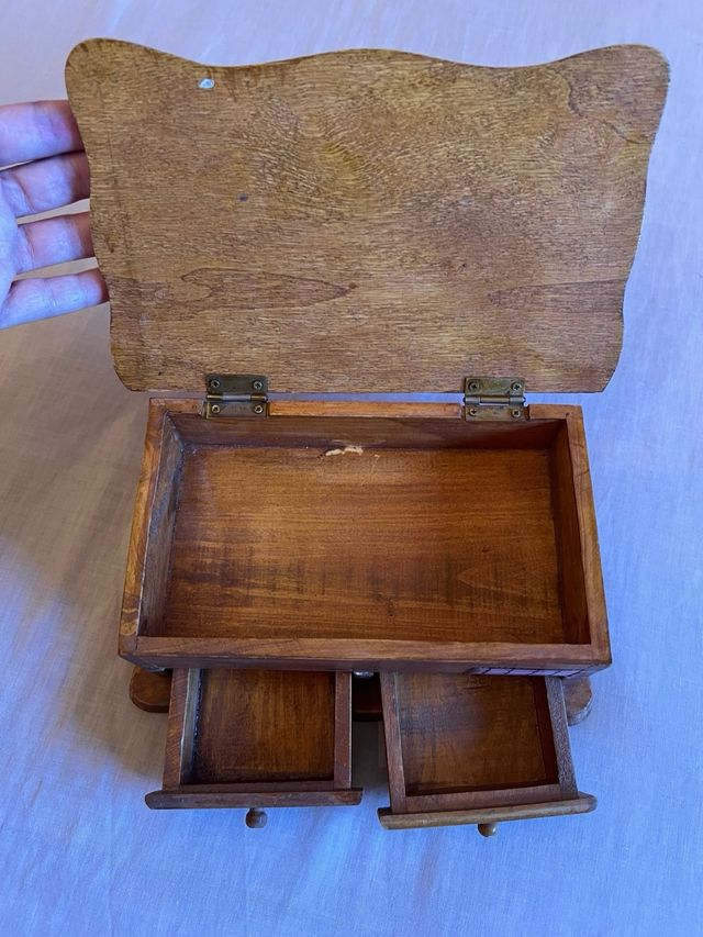 Cajita joyero madera dibujos pintados