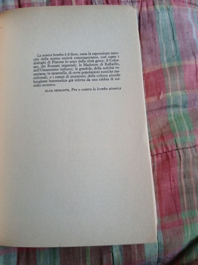 Corporale
di Paolo VOLPONI
1975 Garzanti editore
