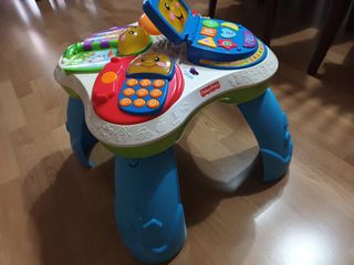 Mesa actividades bebe