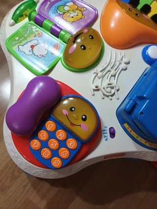 Mesa actividades bebe