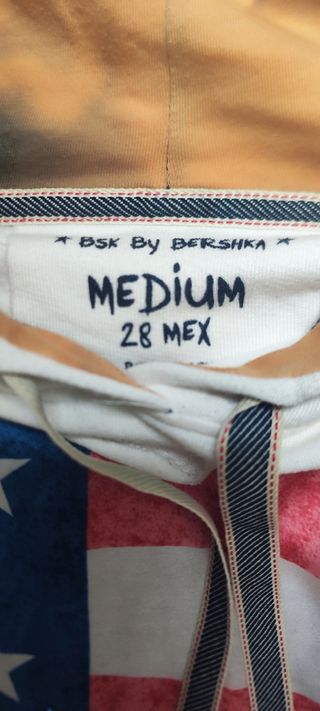 Sudadera Bershka talla M.