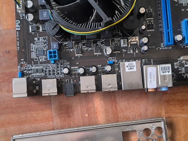 Placa madre asus P7P55LX 