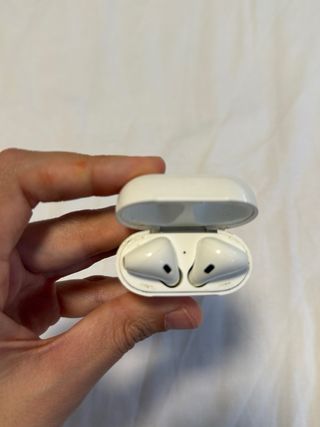 Airpods segunda generación Apple