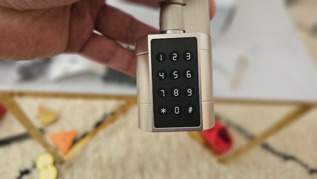 Cerradura electrónica inteligente