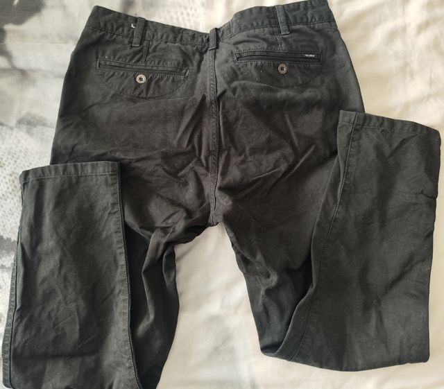 Pantalones negros hombre