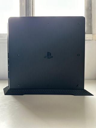 PS4 Slim (Playstation 4) + Mando + 2 juegos