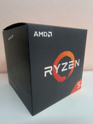 CPU AMD Ryzen 5 2600x con dissipatore Wraith